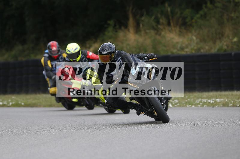 /30 23.06.2025 Get Faster Caremotion ADR/Rider Academy gruen/64